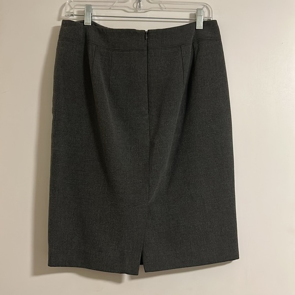 Loft Gray Pencil Skirt, Size 6​ - Picture 3 of 3